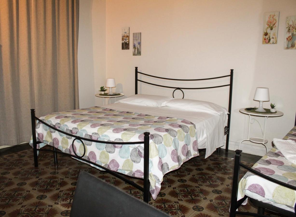 I 2 Puttini Bed and Breakfast Catánia Buitenkant foto