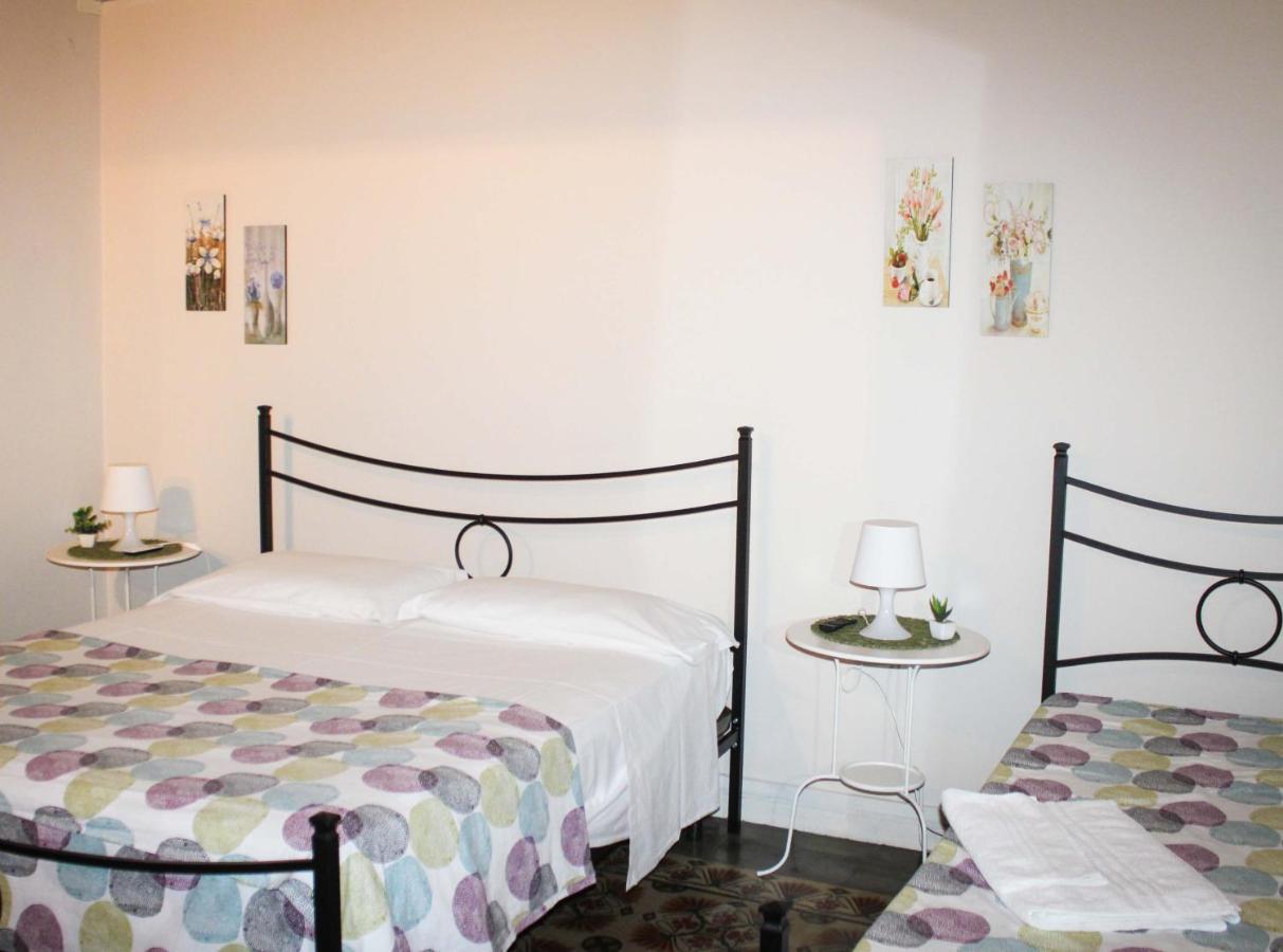 I 2 Puttini Bed and Breakfast Catánia Buitenkant foto